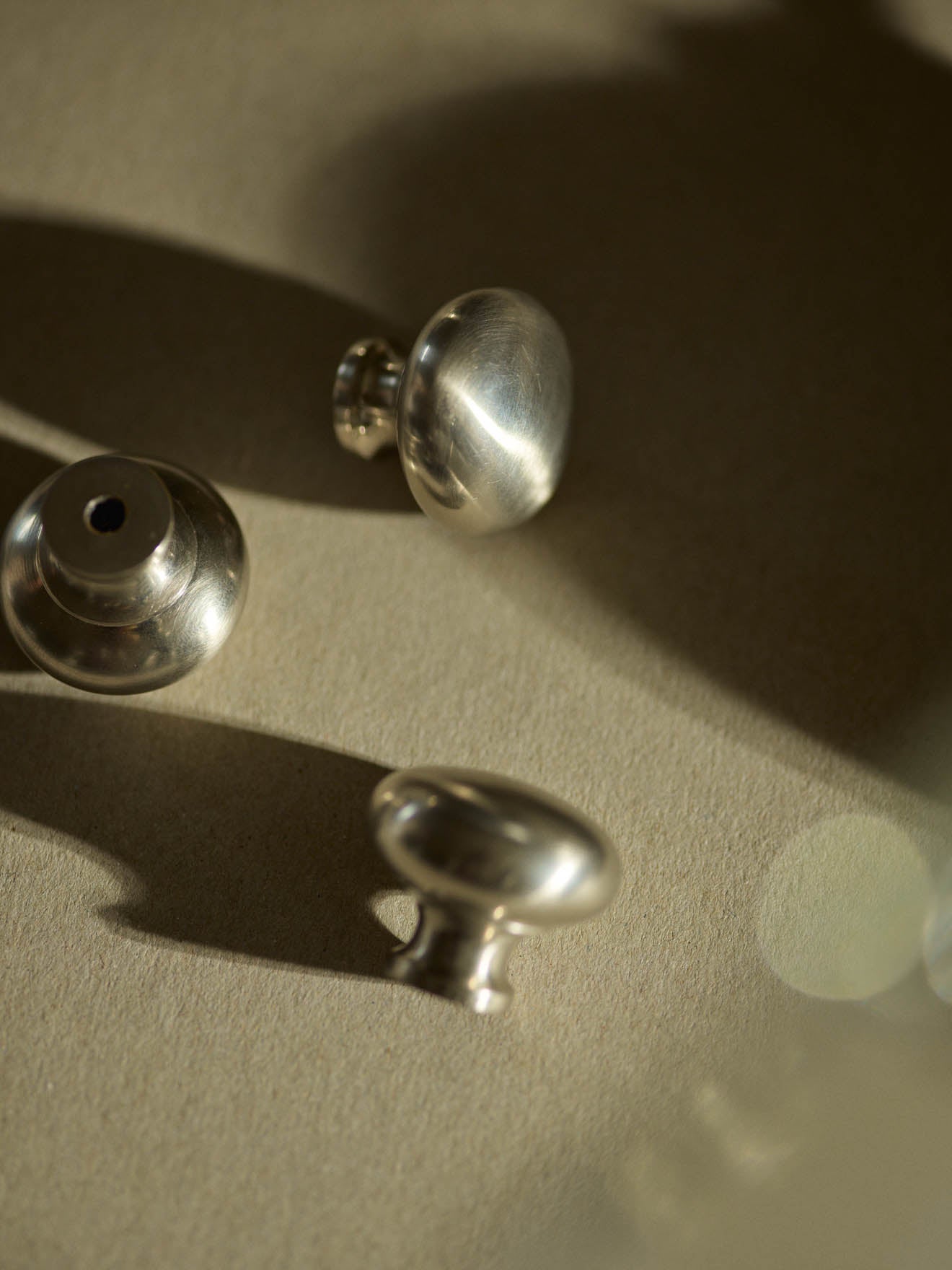 Simple Knob, Large, Matt Nickel