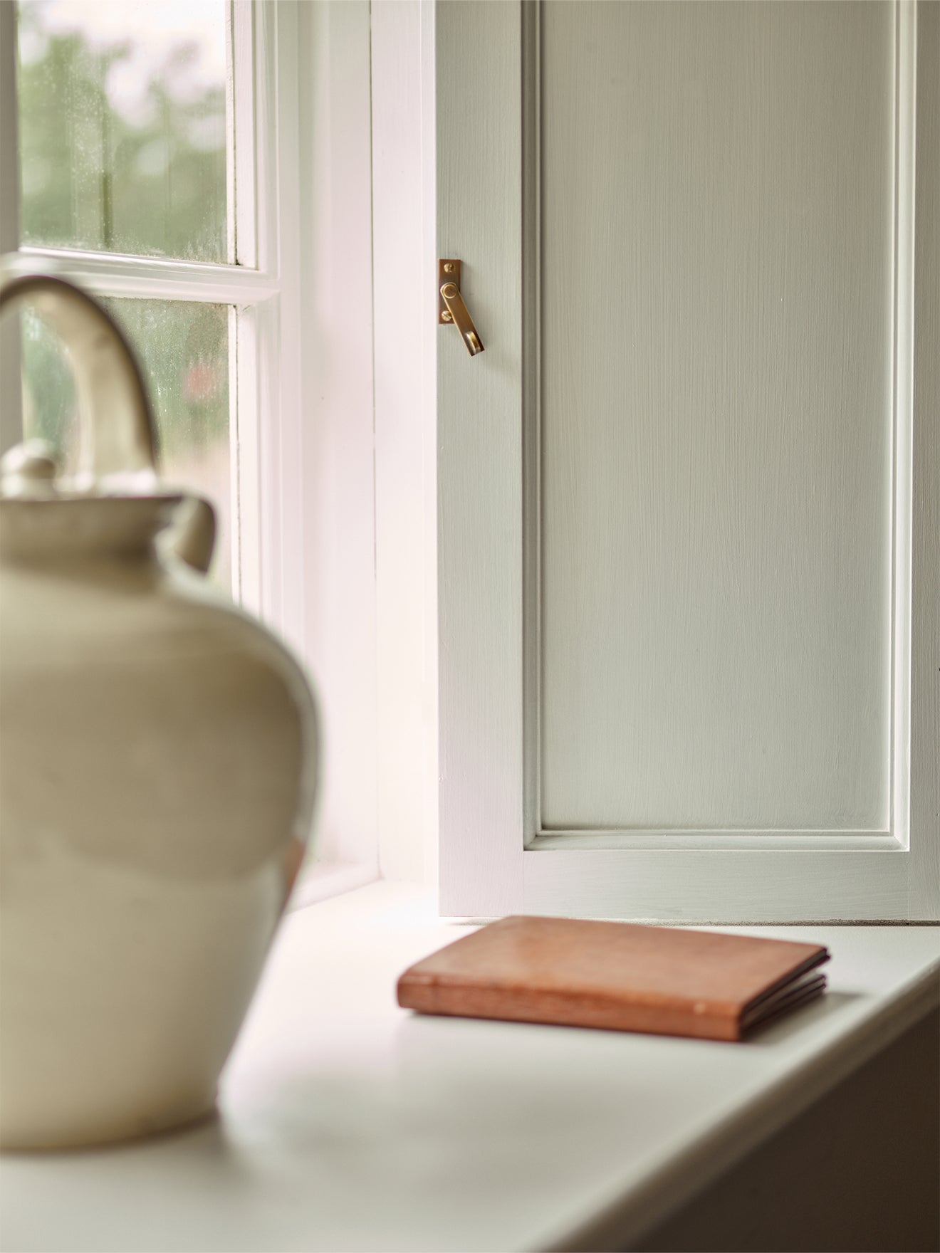 Bar Latch, Antique Brass