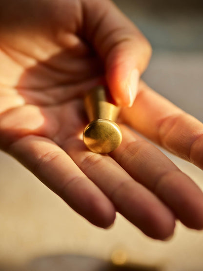 Peg Knob, Matt Brass